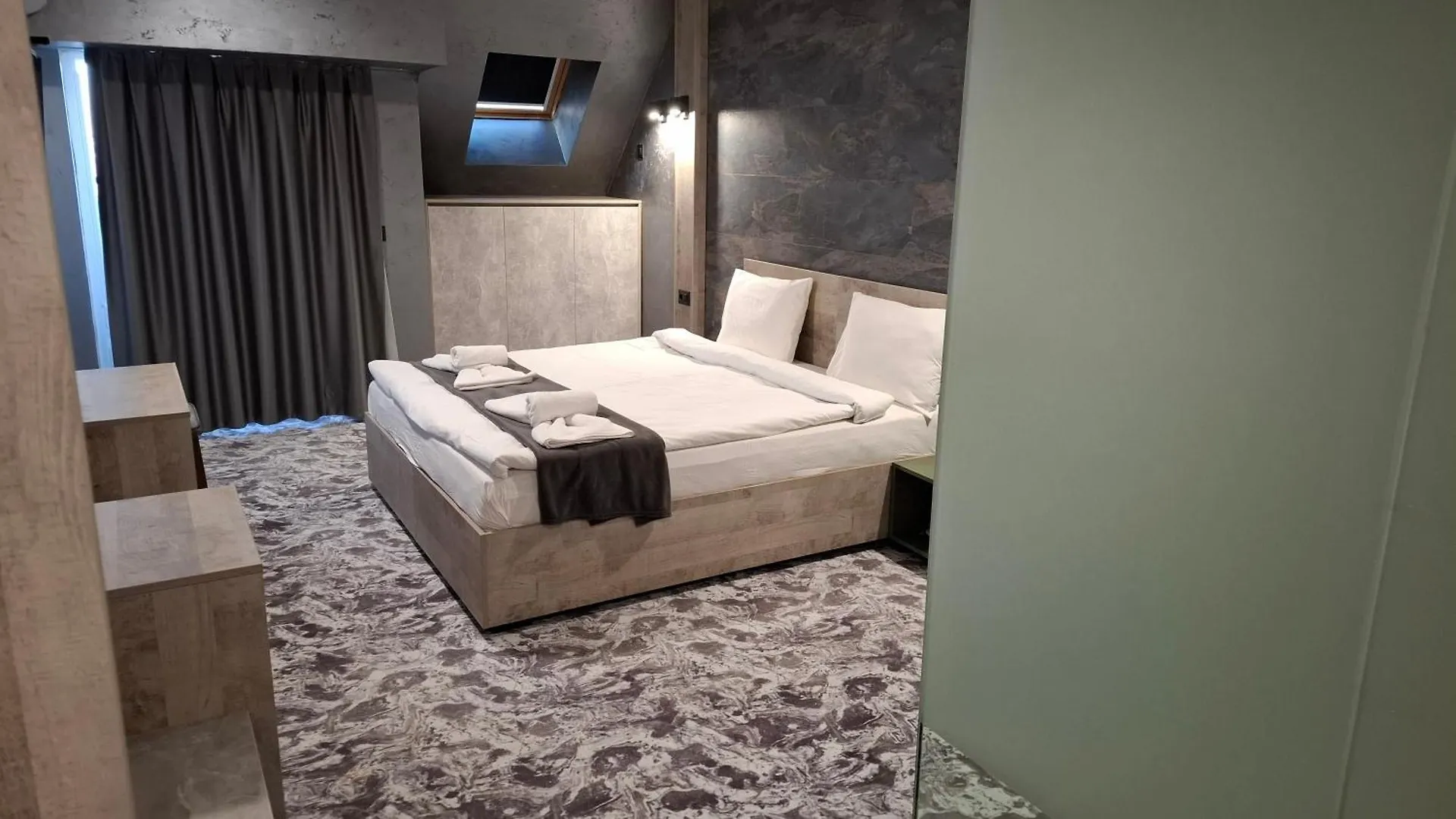 Aparthotel Rcr Einstein Studios 2 Sofia