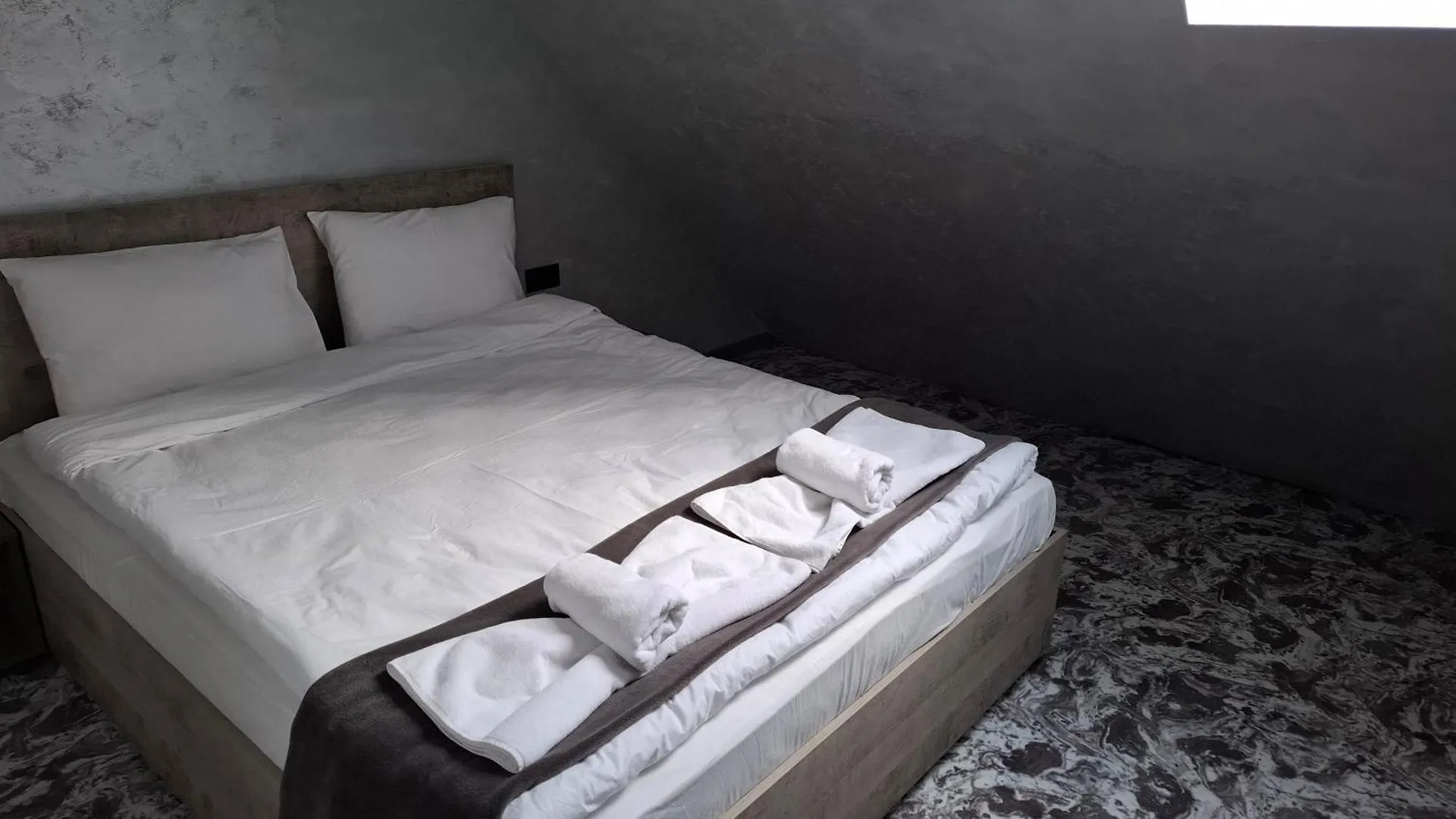 Aparthotel Rcr Einstein Studios 2 Sofia Bulgaria